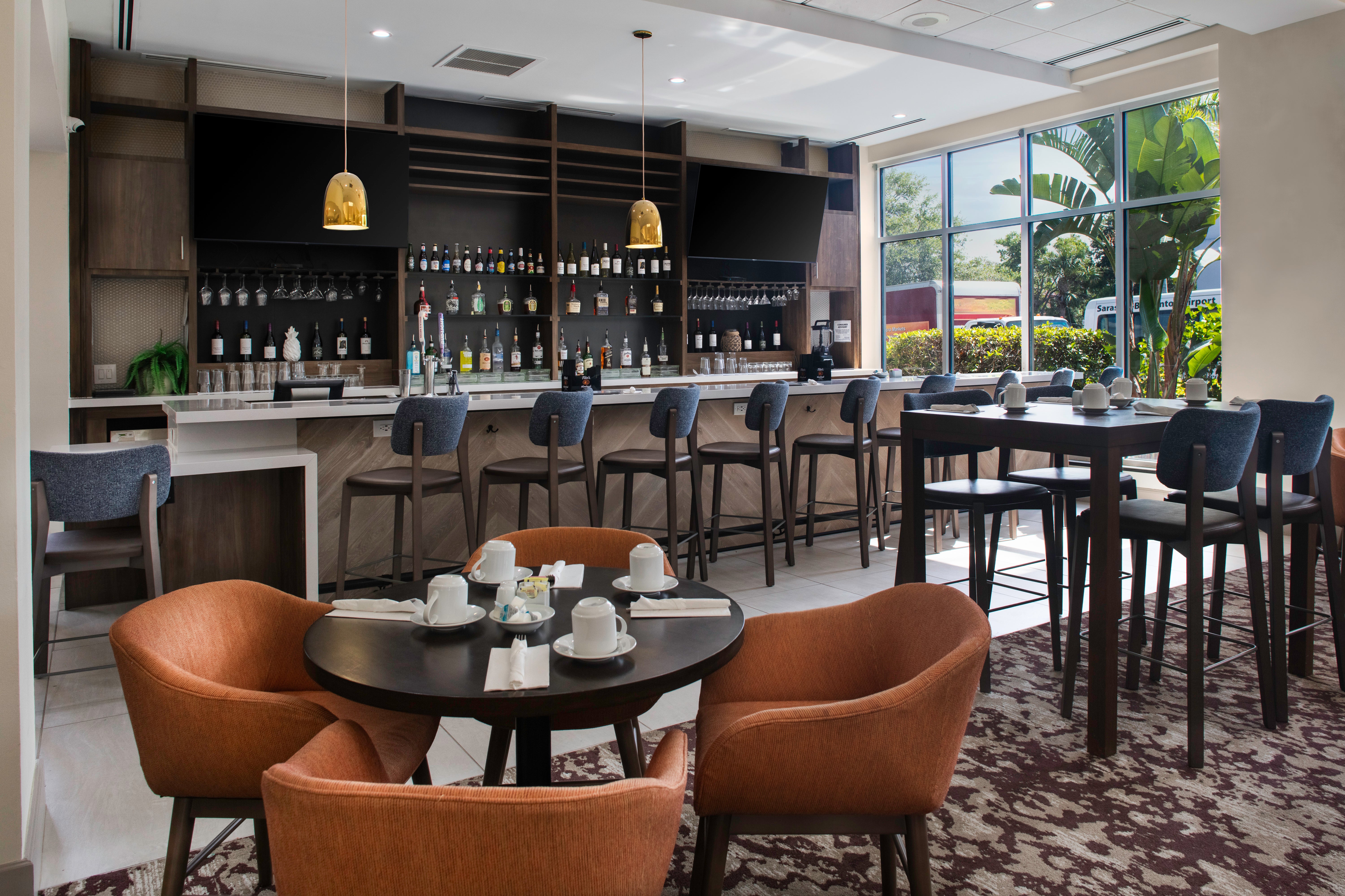 Bar & Restaurant HGI.jpg